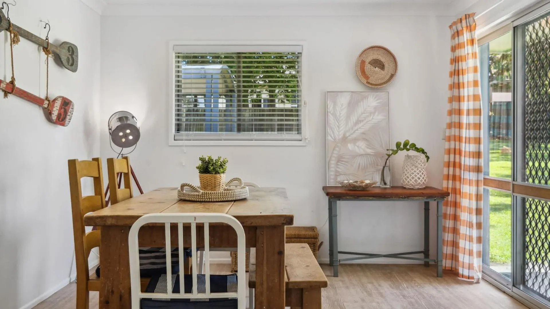 Tides & Tails Abode - Coolum Beach Pet Friendly Home Australia