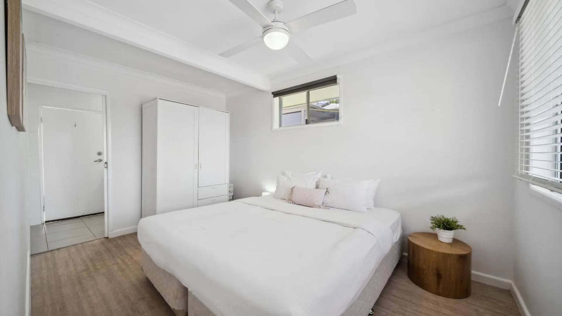 Tides & Tails Abode - Coolum Beach Pet Friendly Home
