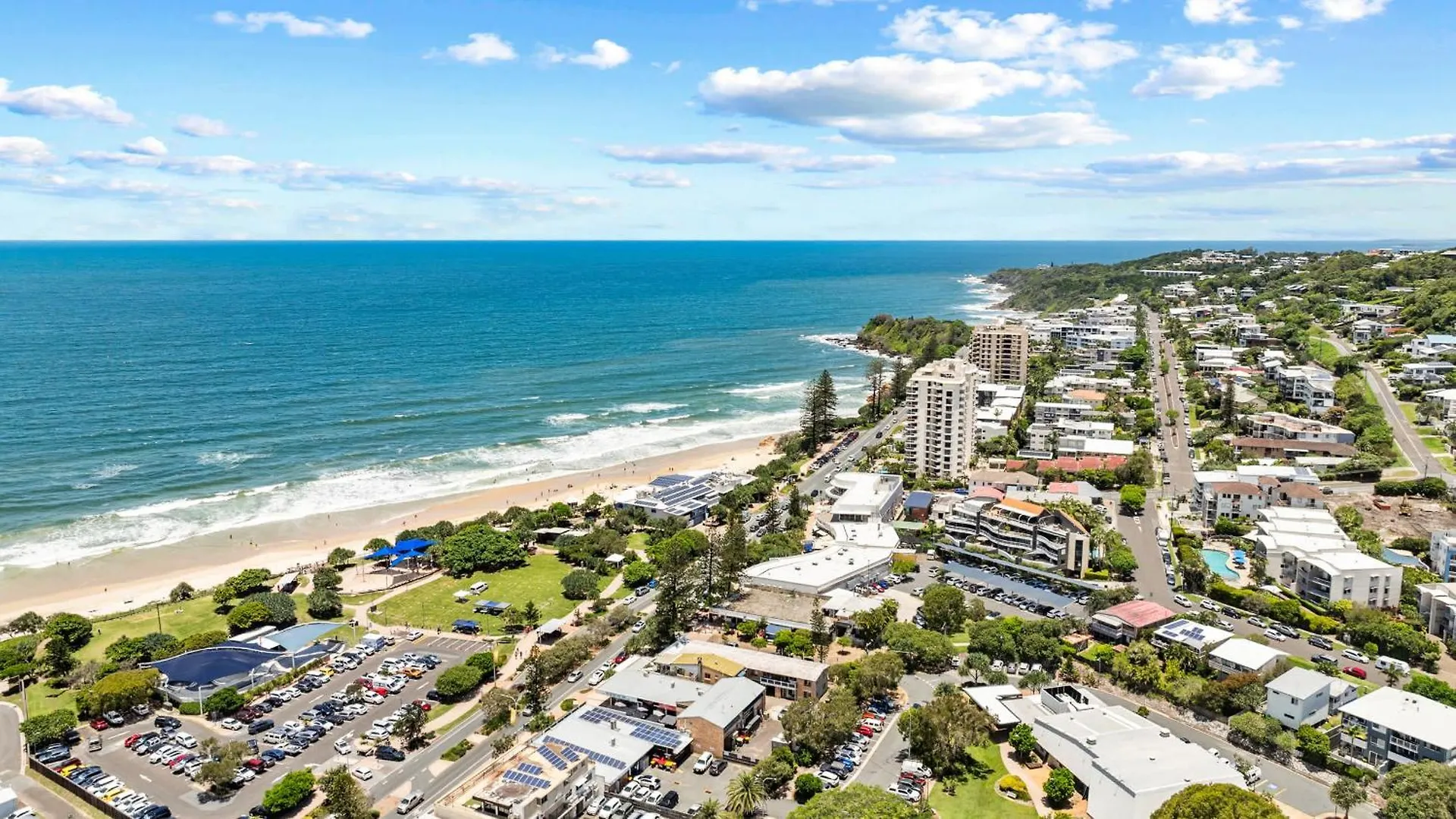 Holiday home Tides & Tails Abode - Coolum Beach Pet Friendly Home