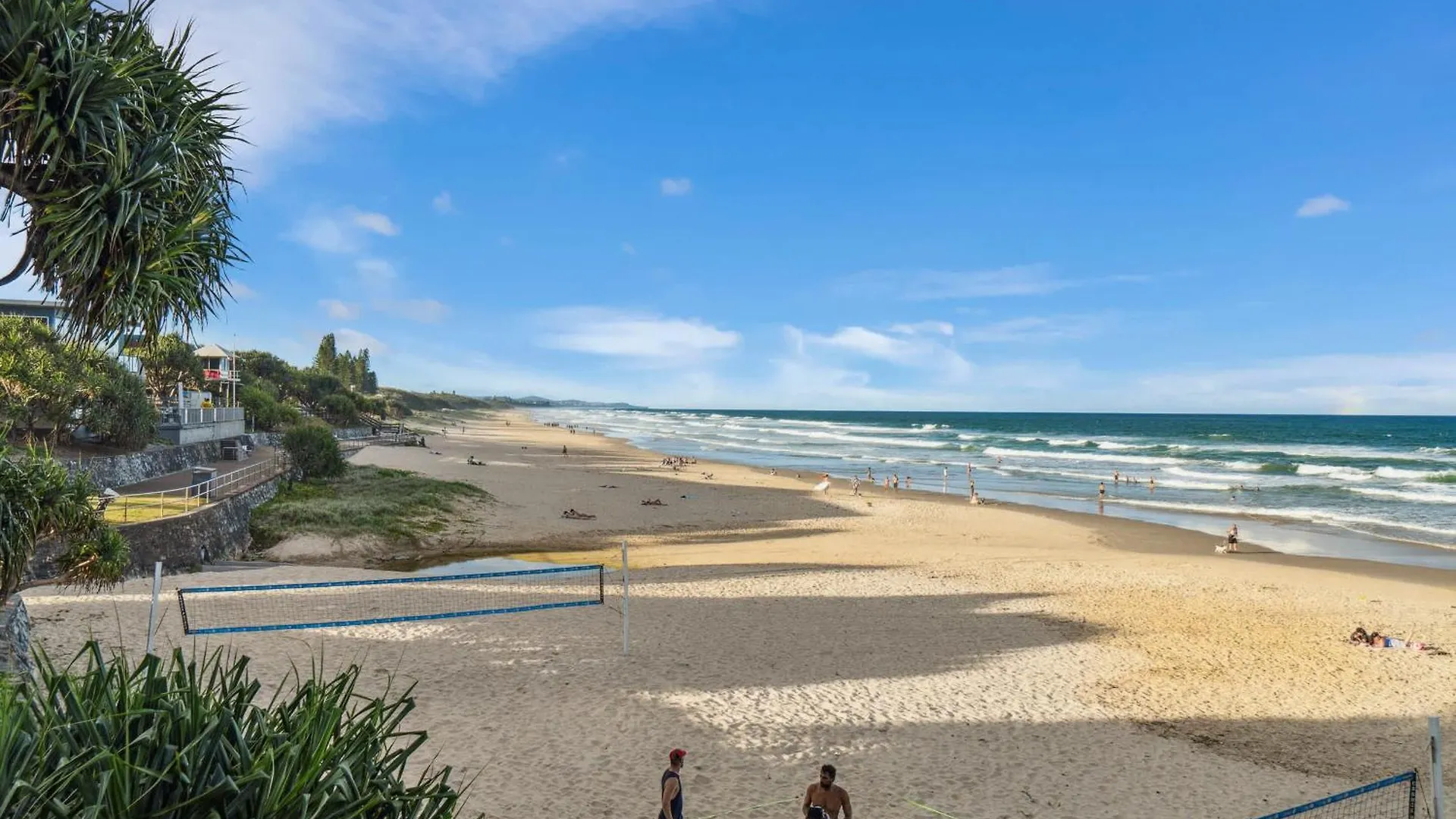 Tides & Tails Abode - Coolum Beach Pet Friendly Home 0*,